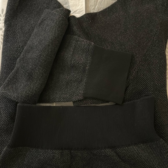 Polo Ralph Lauren Signature Embroidered Pony Crewneck Sweater - Picture 6 of 6